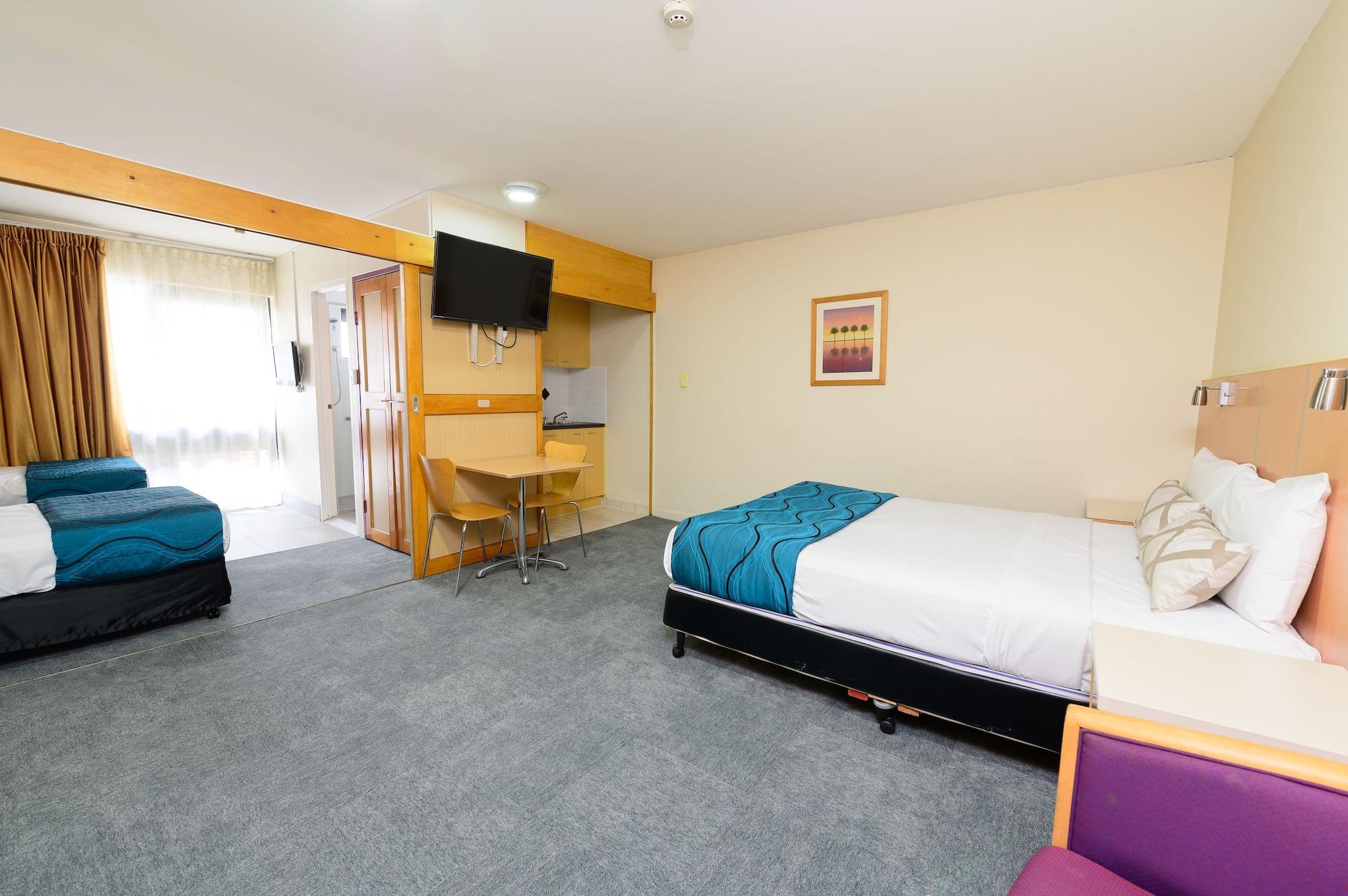 Motel Airolodge International